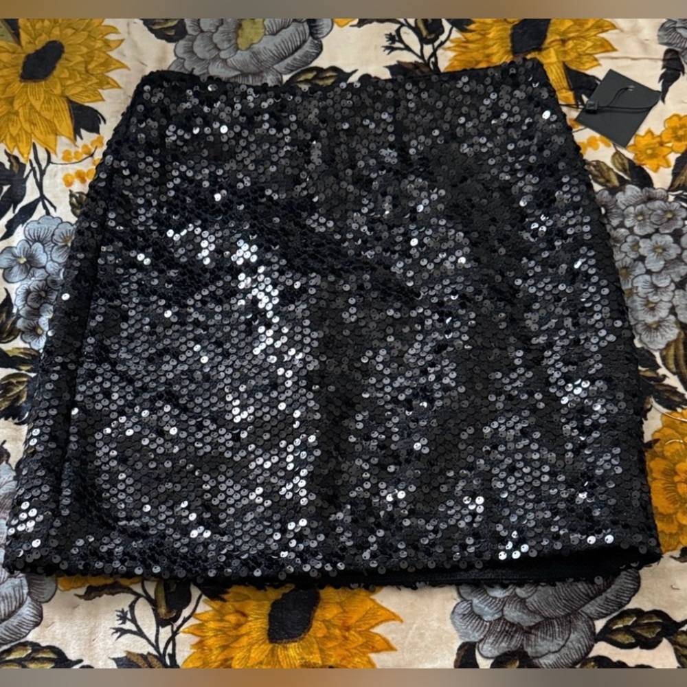 NWT Kenar Black Sequin Mini Skirt Size 2